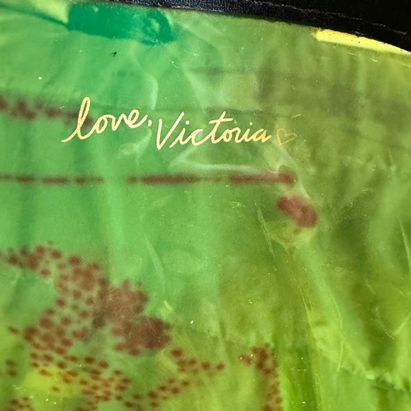 Limited Edition Victoria's Secret Neon Python Angel
City Tote Bag - Picture 7 of 12